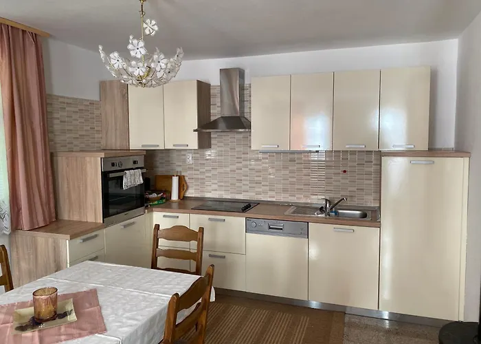 Lägenhet Apartma Medvedjek Velika Loka